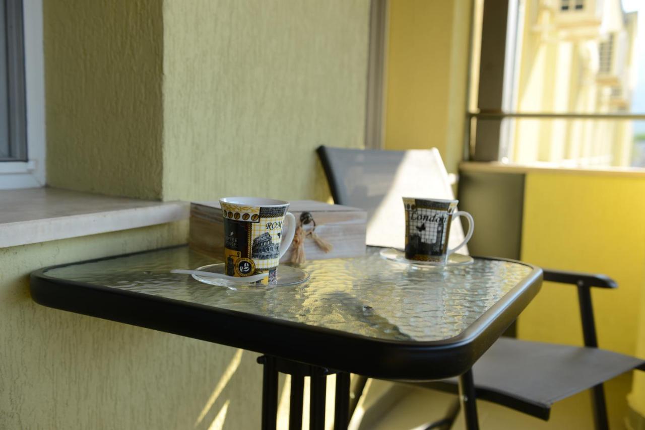 Family Hotel Gotse Delchev ภายนอก รูปภาพ