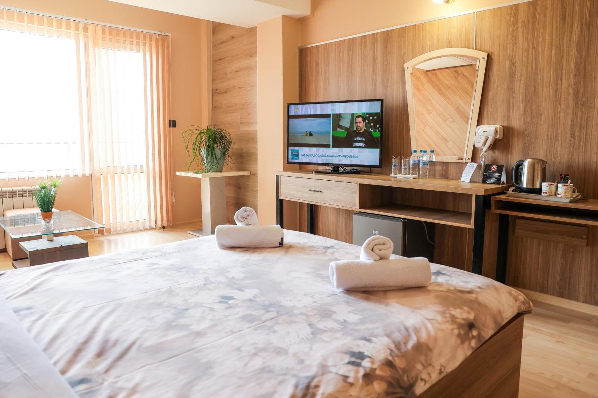 Family Hotel Gotse Delchev ภายนอก รูปภาพ