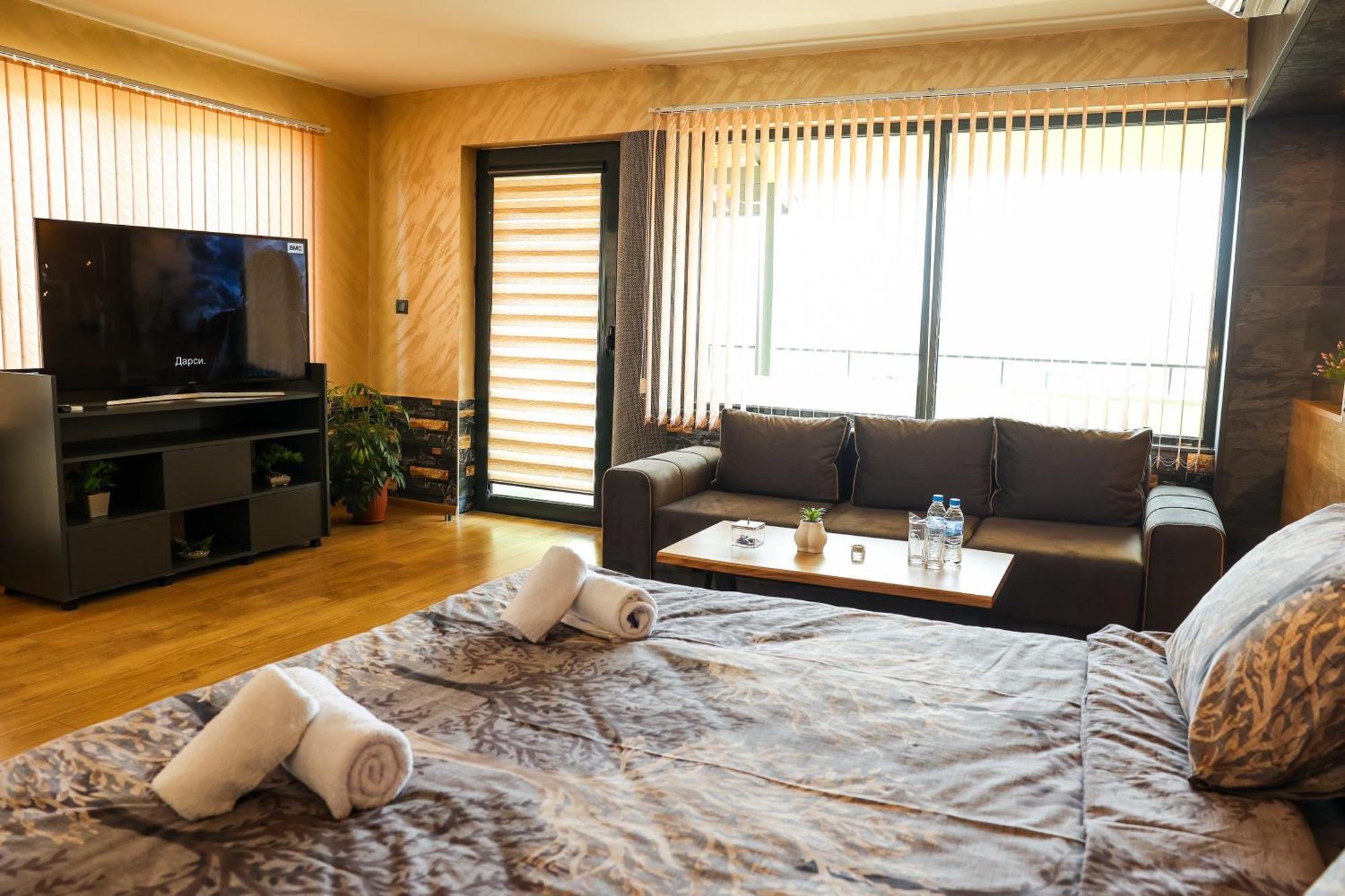 Family Hotel Gotse Delchev ภายนอก รูปภาพ