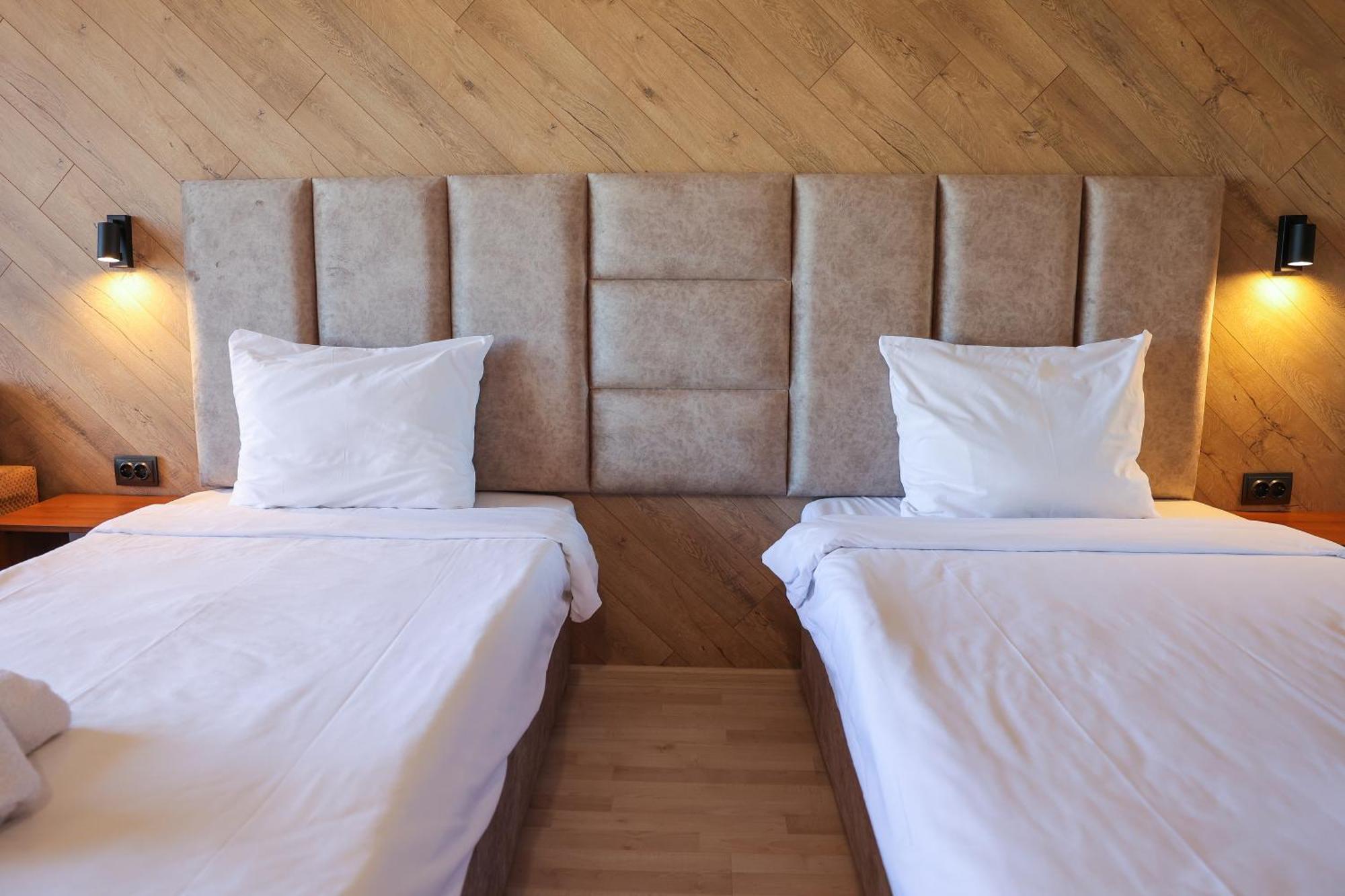Family Hotel Gotse Delchev ภายนอก รูปภาพ