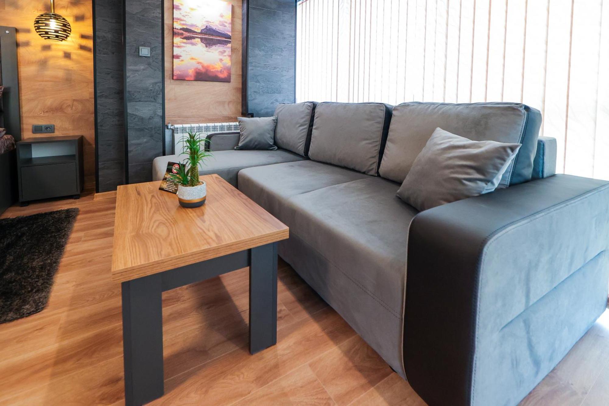 Family Hotel Gotse Delchev ภายนอก รูปภาพ